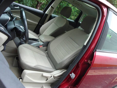 2013 Ford C-MAX Hybrid SE