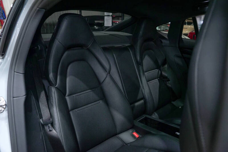 2018 Porsche Panamera 4S