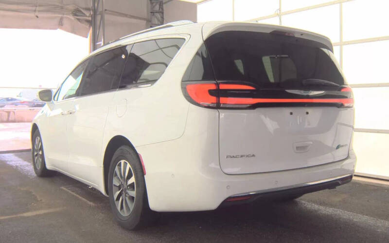2021 Chrysler Pacifica Hybrid Touring L