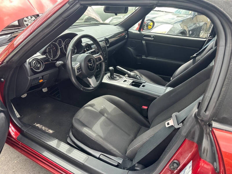 2006 Mazda MX-5 Miata