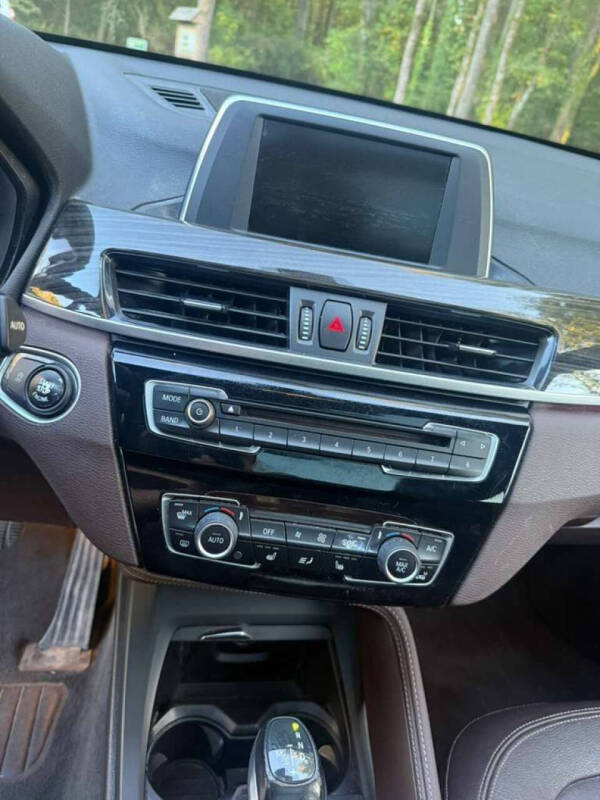 2017 BMW X1 xDrive28i