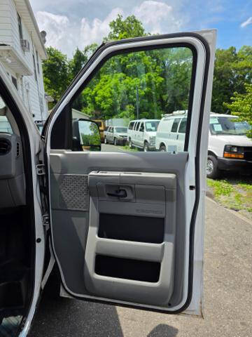 2012 Ford E-Series E-150