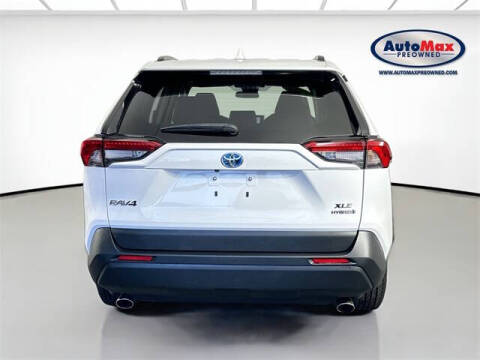 2024 Toyota RAV4 Hybrid XLE