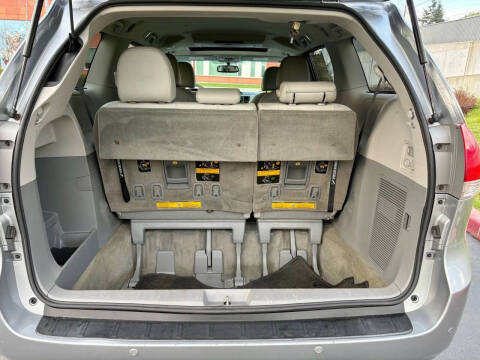 2013 Toyota Sienna