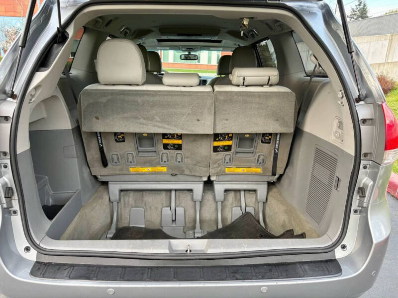 2013 Toyota Sienna