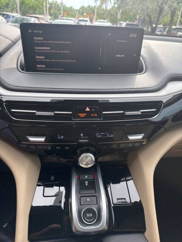 2023 Acura MDX w/Tech