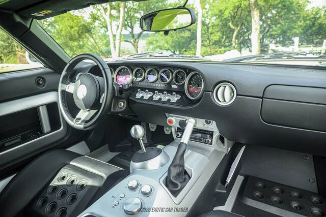 2005 Ford GT