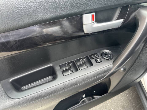 2015 Kia Sorento LX