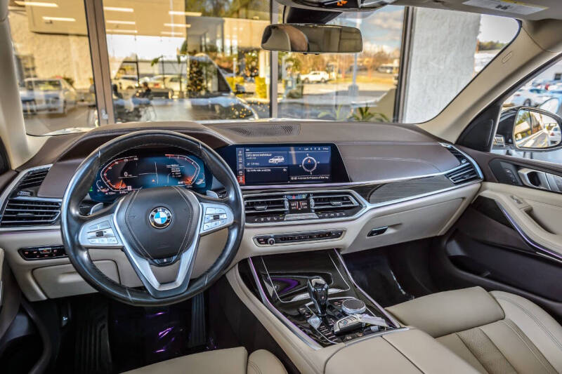2019 BMW X7 xDrive40i