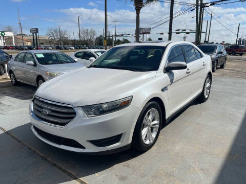 2014 Ford Taurus