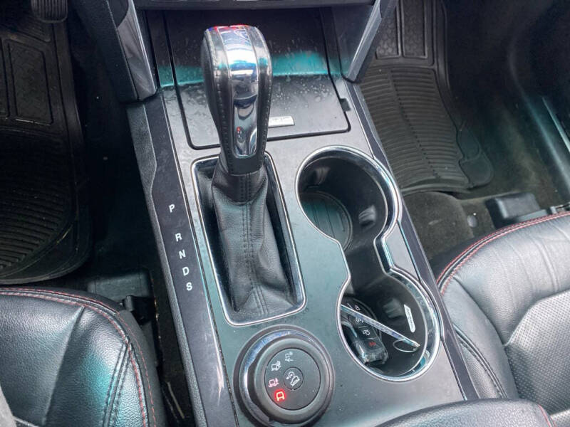 2017 Ford Explorer Sport