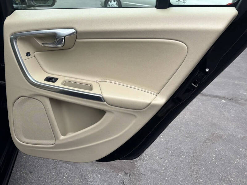 2016 Volvo S60 T5 Drive-E