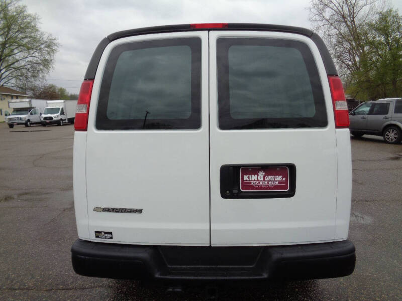2017 Chevrolet Express 2500