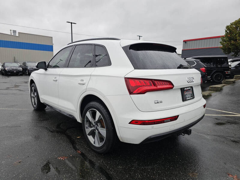 2020 Audi Q5 quattro Premium 45 TFSI
