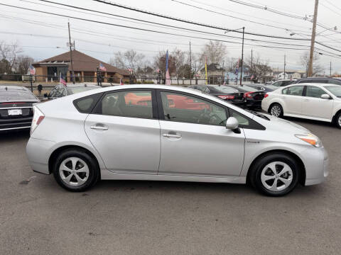 2013 Toyota Prius Three