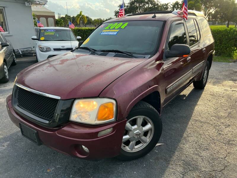 2004 GMC Envoy XUV for sale at Auto Loans and Credit in Hollywood FL