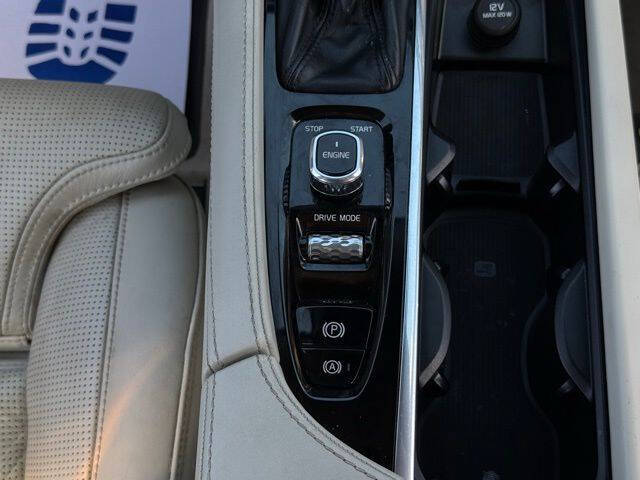 2016 Volvo XC90 T6 Inscription