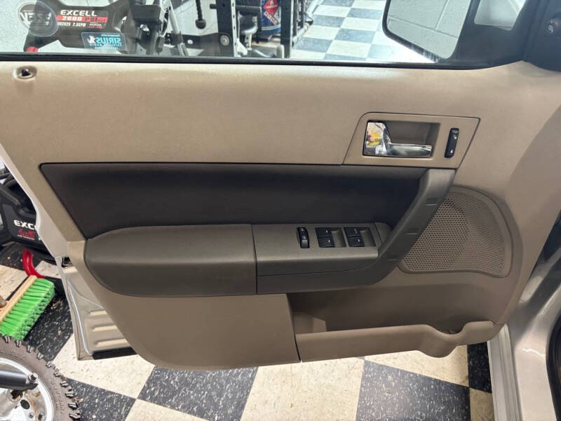 2008 Ford Focus SES