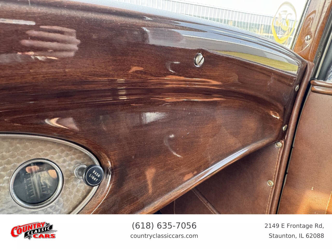 1932 Ford Model 18 55