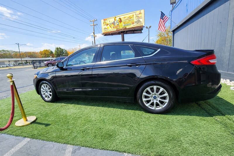 2018 Ford Fusion S