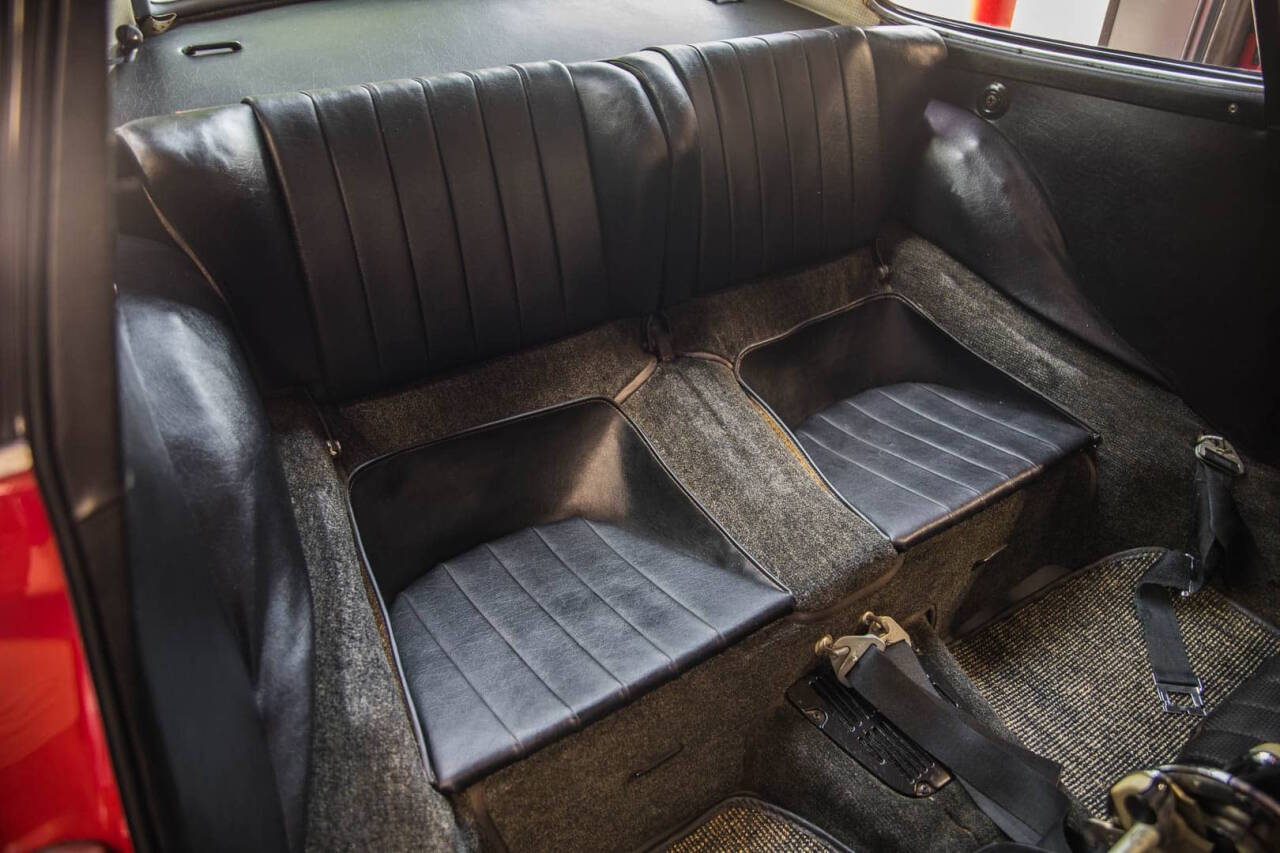 1966 Porsche 911 20