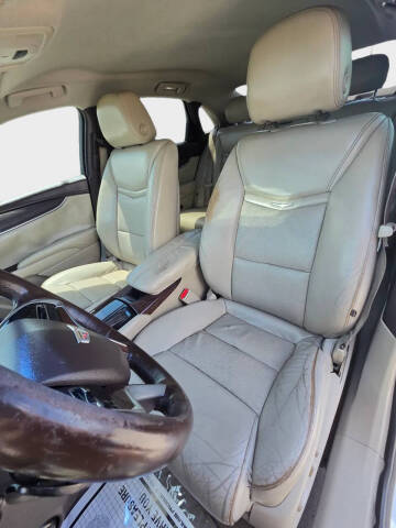 2016 Cadillac XTS Standard