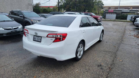 2013 Toyota Camry SE