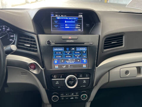 2017 Acura ILX w/Tech