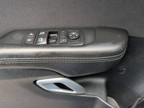 2015 Dodge Challenger SXT