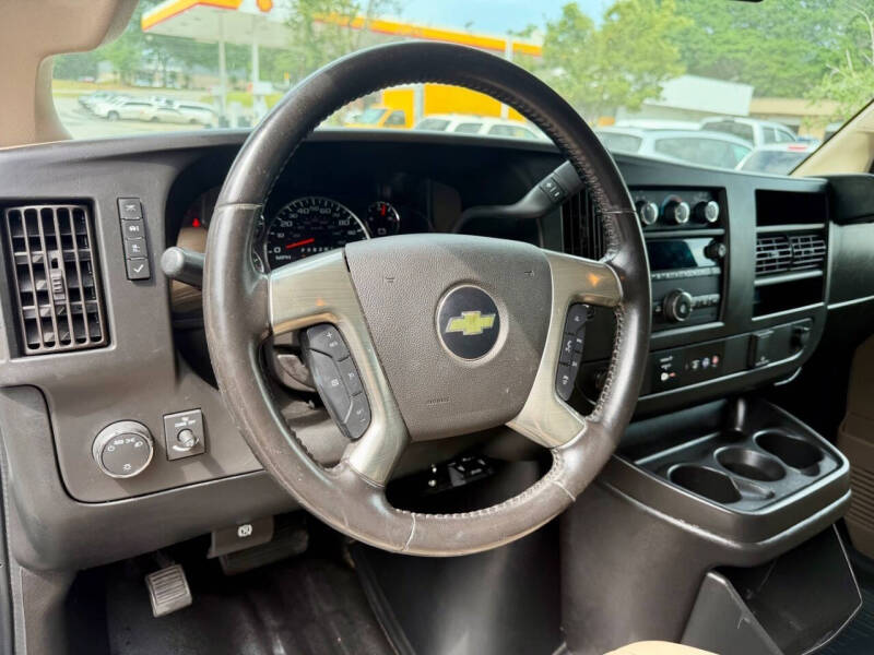 2019 Chevrolet Express 2500