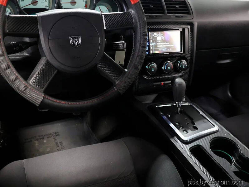 2010 Dodge Challenger SE