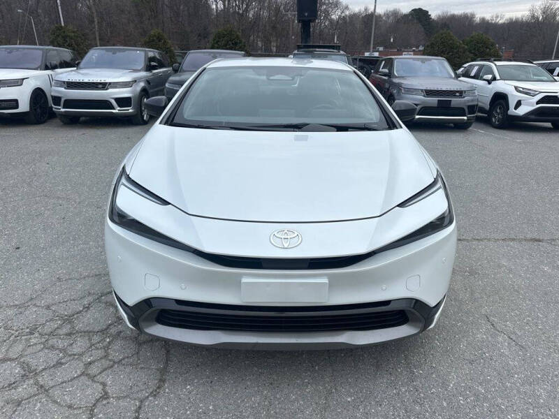 2025 Toyota Prius XLE