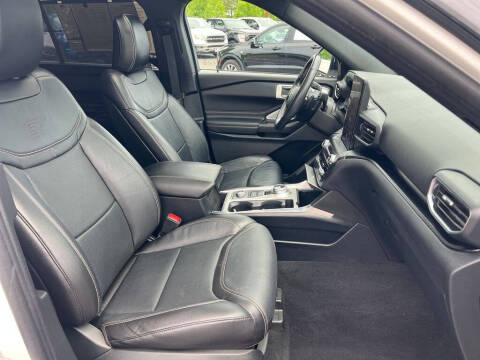 2020 Ford Explorer ST