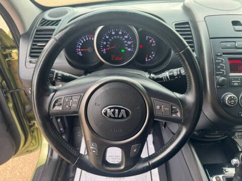 2013 Kia Soul +