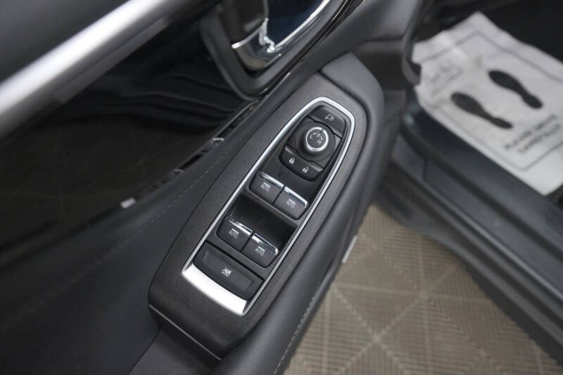 2024 Subaru Outback Touring