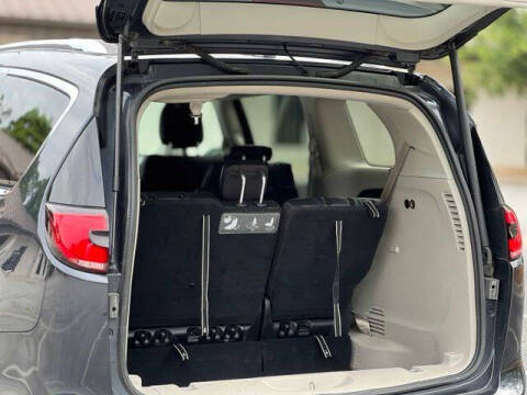 2021 Chrysler Pacifica Touring L