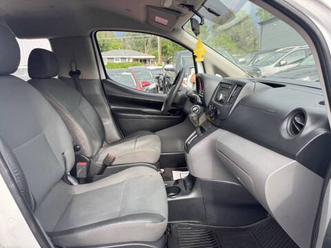 2014 Nissan NV200 SV