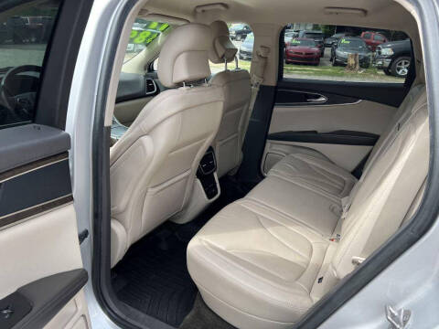2017 Lincoln MKX Select