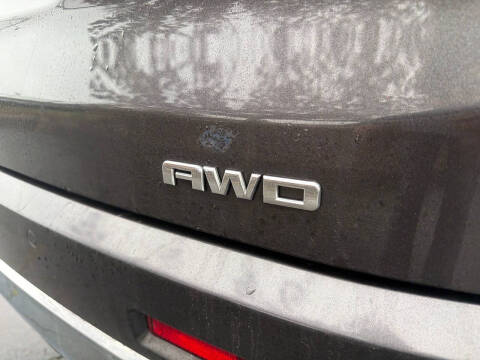 2017 GMC Acadia Denali