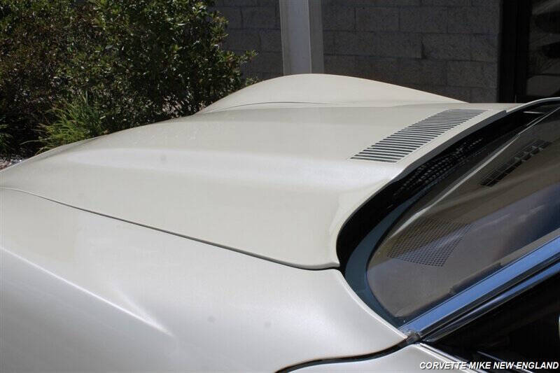 1974 Chevrolet Corvette 28
