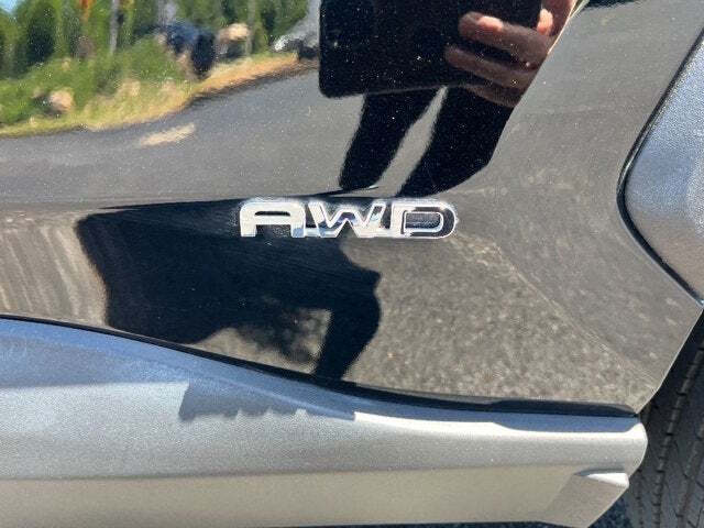 2020 Toyota RAV4 Hybrid 10