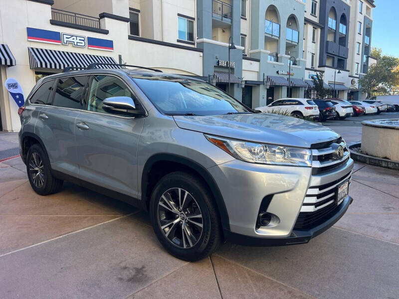 2019 Toyota Highlander LE