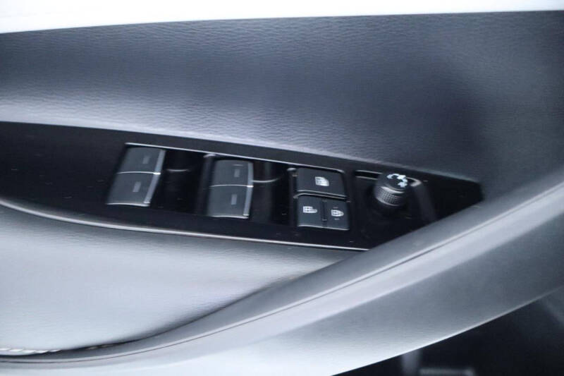 2022 Toyota Corolla Hatchback SE