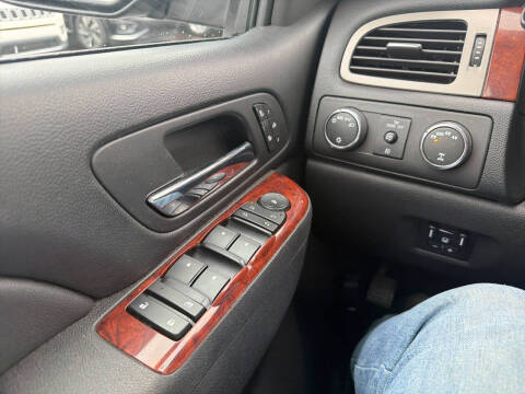 2014 GMC Yukon XL SLT