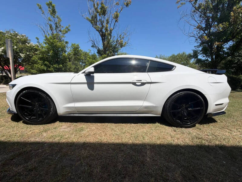 2016 Ford Mustang V6