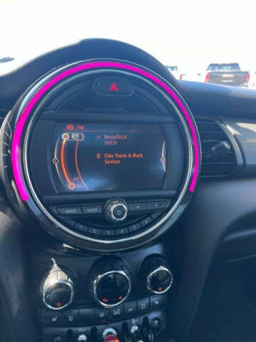 2017 MINI Hardtop 4 Door Cooper