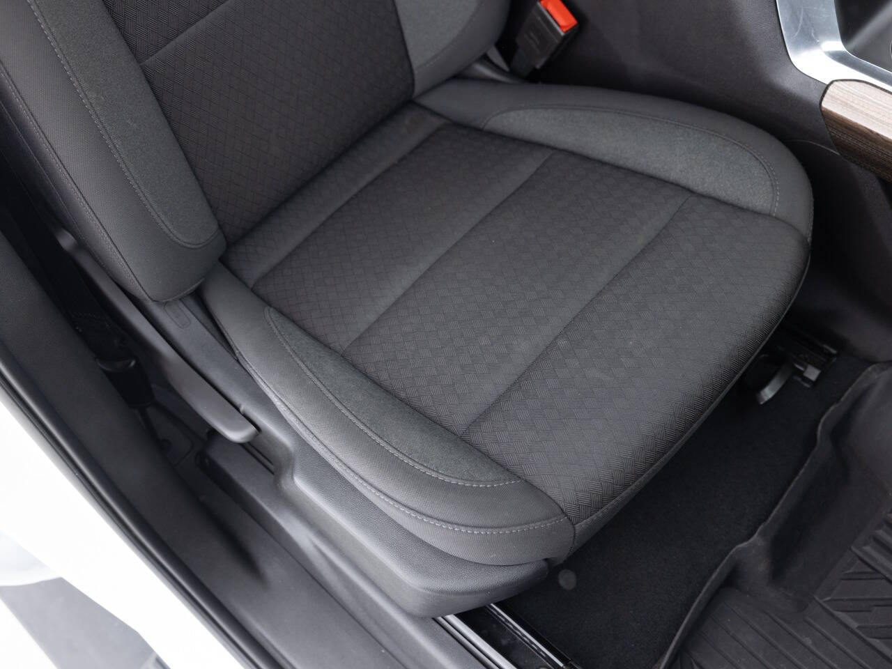 Used Car 2023 Chevrolet Silverado 1500  Lt Trail Boss 4x4 4dr Crew Cab 5.8 Ft. Sb For Sale Under $40,000 In Coal City, Illinois