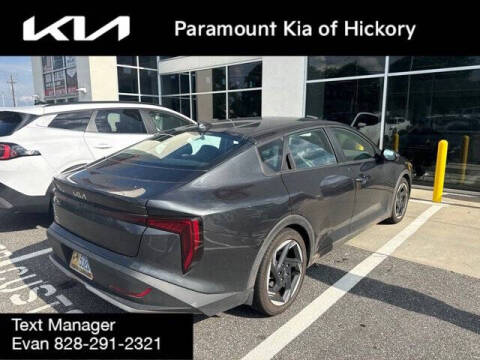 2025 Kia K4 EX
