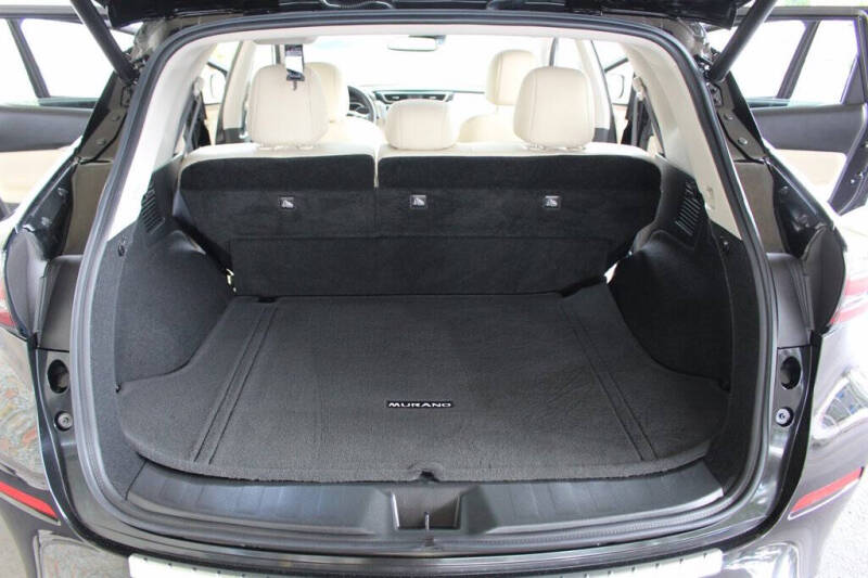 2022 Nissan Murano SL