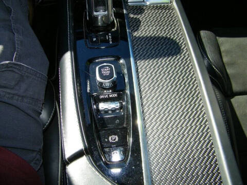 2019 Volvo XC90 T8 eAWD R-Design